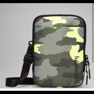 Lululemon crossbody bag camo